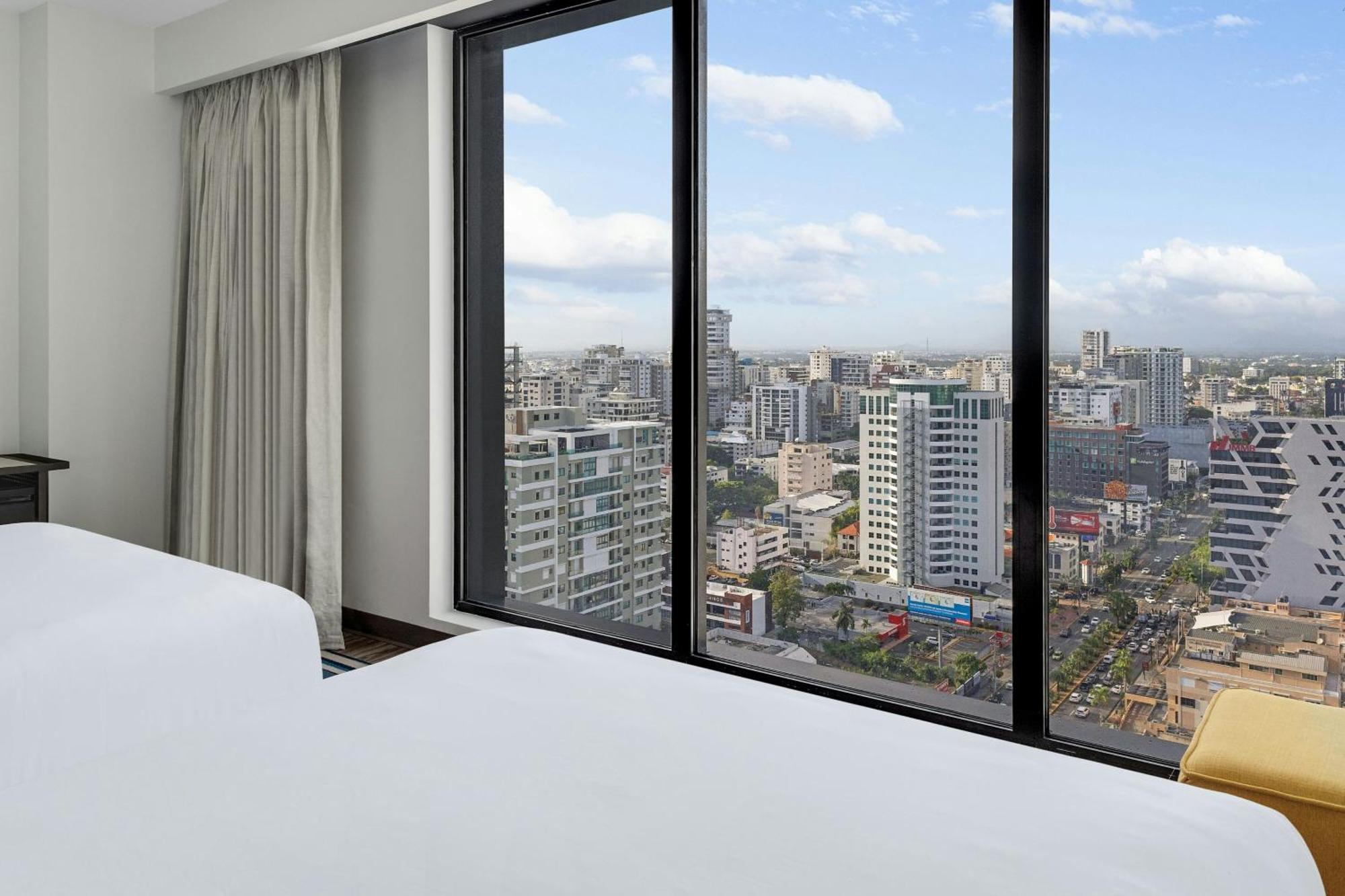 Aloft Santo Domingo Piantini Hotel Buitenkant foto